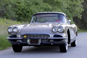 1600Veloce Is Selling A 1961 Corvette Fuelie On Bring A Trailer