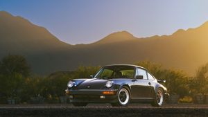 1985 Porsche 911 Is The Iconic 80s Porsche