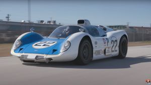 Jay Leno Blasts Off in the World's Only Jet-Powered Car to Win a Race