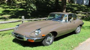 1970 Jaguar E-Type Exudes Class