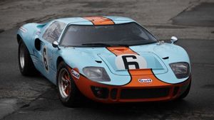 A Masterful Recreation: 1965 Ford GT40 Mk1