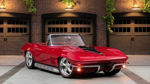 Barrett-Jackson Begins 'Road To 50’ At 49th Annual Scottsdale Auction