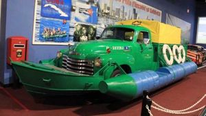 The Cuban Mobile Is One Of The Most Ambitious Trucks In History