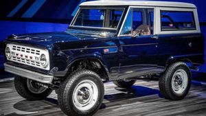 Jay Leno's Shelby GT500-Powered '68 Bronco On Display At SEMA