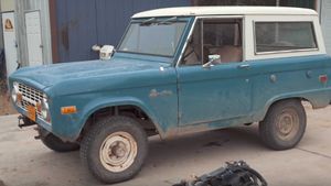 Ford Bronco 'Barn Find' Fleet Explored