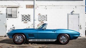 Pristine, Award-Winning 1967 Chevy Corvette Sells For $192K