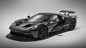 2020 Ford GT Gets 660 HP, Exposed Carbon Fiber Body Option
