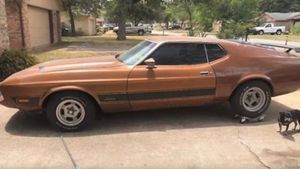 Friends Restore Man’s 1973 Mustang Mach 1