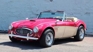 Austin-Healey 3000 Replica Rocks British Style With American Muscle
