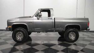 Lightly Modded 1981 Chevrolet K-10 Is Riding High
