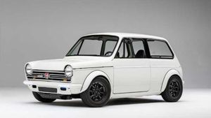 Motorcycle-Powered 1972 Honda N600 Wins First-Ever  Honda Tuner Series