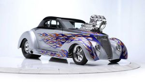 Nine No-Reserve Collections Head To Barrett-Jackson Auction Block