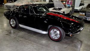 This 1967 Stingray Defines The Term ‘Show Quality’