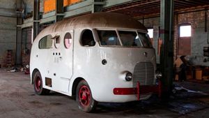 1937 Western Clipper Motorhome To Sell At No Reserve