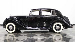 1949 Bentley Mark VI Offers Surprising Fun