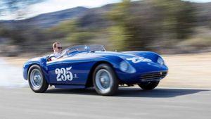 This 1954 Ferrari 500 Mondial Was The Ultimate Playboy Racer