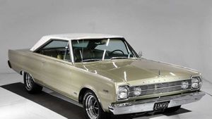 1966 Plymouth Satellite Lets You Shred Serious Rubber