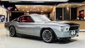 This 1967 Ford Mustang Fastback Restomod Is A Drool Inducer