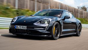 Porsche Taycan Turbo GT Unveiled in Record-Setting Nurburgring Run