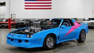 Be Bold With This 1982 Chevy Camaro