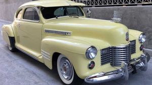 Be Vintage Cool And Buy A 1941 Cadillac Series 61 Sedanette