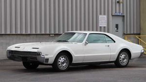 This 1966 Oldsmobile Toronado Would Look Great In A Collection