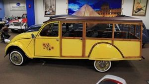 Citroen 2CV 'Woody' Station Wagon Is A French Curiosity
