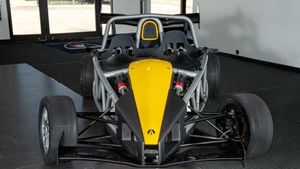 Create A Buzz In This Black-And-Yellow 2012 Ariel Atom 3