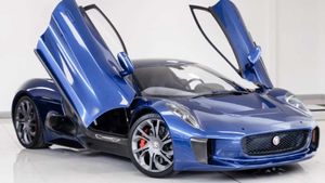Jaguar C-X75 Spectre Stunt Car For Sale