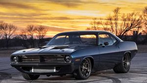 Kevin Hart Could Be Sued By Plymouth ‘Cuda Driver
