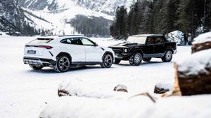 Lamborghini Urus vs LM002: The Ultimate SUV Shootout