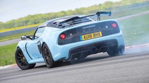 The Lotus Exige Sport 410 Proves That Less Is More