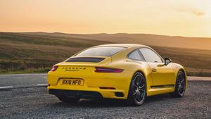 Why The 991 Porsche 911 Carrera T Is More Collectable Than A GT3