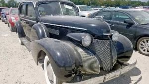 Roll In Style Using A 1939 Cadillac Formal Limousine Series 75