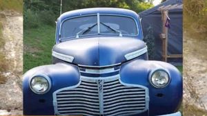 Thieves Steal Two Classic Cars From Tennessee Shop