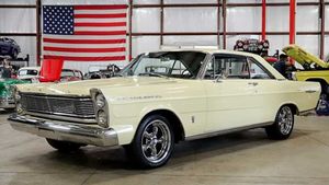 Top-Of-The-Line 1965 Ford Galaxie 500 XL Seeks New Owner