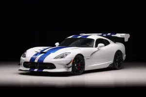 This 2017 Dodge Viper GTS-R ACR Is Selling On Bring A Trailer