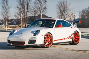Throttlestop Is Selling A 7k-Kilometer 2010 Porsche GT3 RS on Bring a Trailer