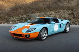 1600 Veloce Is Selling a 385-Mile Ford GT in Heritage Livery On Bring a Trailer
