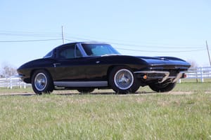 Iconic Corvettes Up for Auction at GAA Classic Car Auction, July 25-27