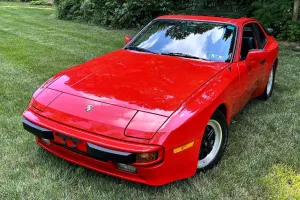 1984_porsche_944_r4419-29774.