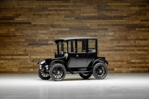 A Century Apart: Worldwide Auctioneers Offers Electric Vehicles from 1917 and 2024