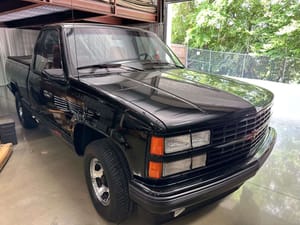 Pristine 1990 Chevy SS 454 Pickup with Performance Upgrades Heads to Auction