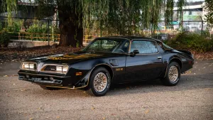 1977 Pontiac Trans Am Sets High Bar on Bring a Trailer Auction