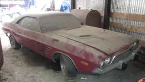 1973 Dodge Challenger Sees Sunlight After 40 Years in Hiding