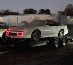 Camaro IROC-Z Convertible Resurfaces After 28 Years in Hiding