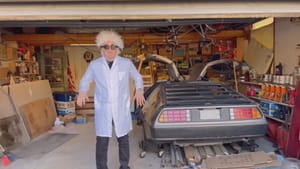 DeLorean Parked for Decades Gets First Wash in 30 Years, Revealing Family History Beneath the Dust