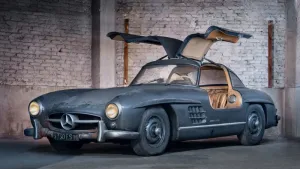 Unrestored Mercedes-Benz 300 SL Gullwing Heads to Paris Auction With Multimillion-Dollar Expectations