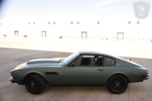 1976 Aston Martin V8 Series III Highlights British Grand Touring Era