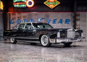 Coyote-Swapped 1977 Lincoln Continental Reimagines Classic Luxury With Modern Power
